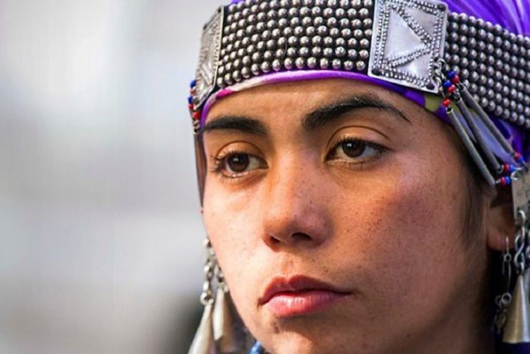 Diputada Nuyado repudia allanamiento a machi Millaray Huichalaf y exige a Fiscalía aclarar cargos