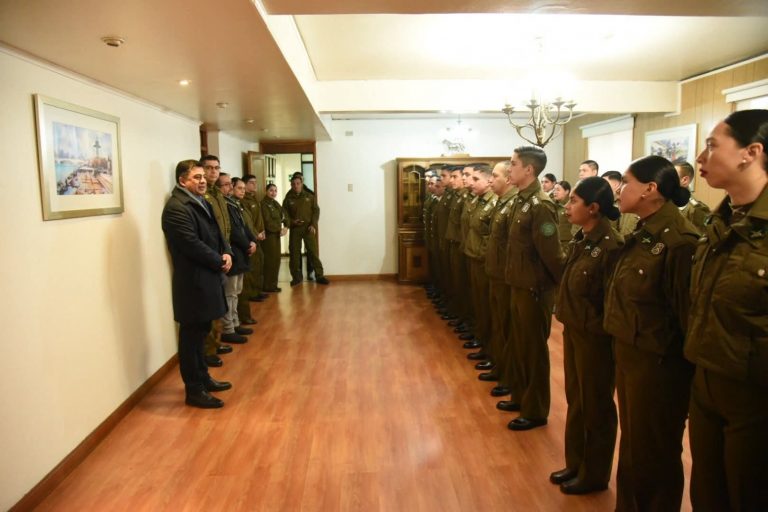 Carabineros alumnos refuerzan labor policial en toda la región