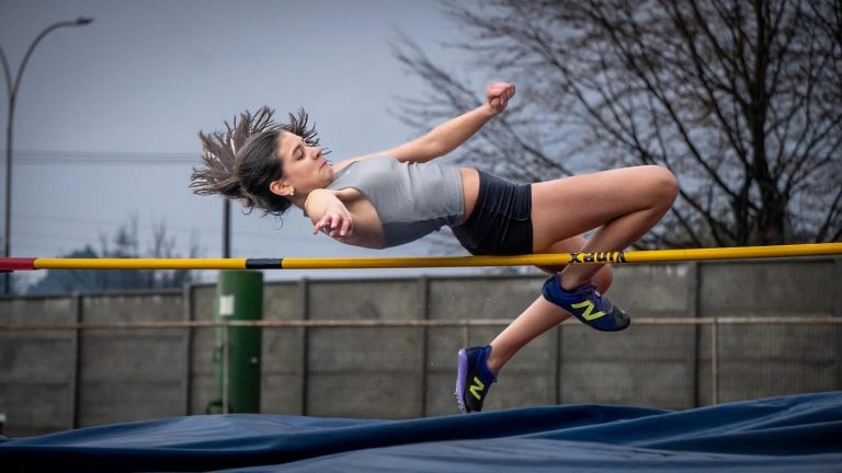 Estudiante de Liceo Bicentenario representará a la región en Pentatlón