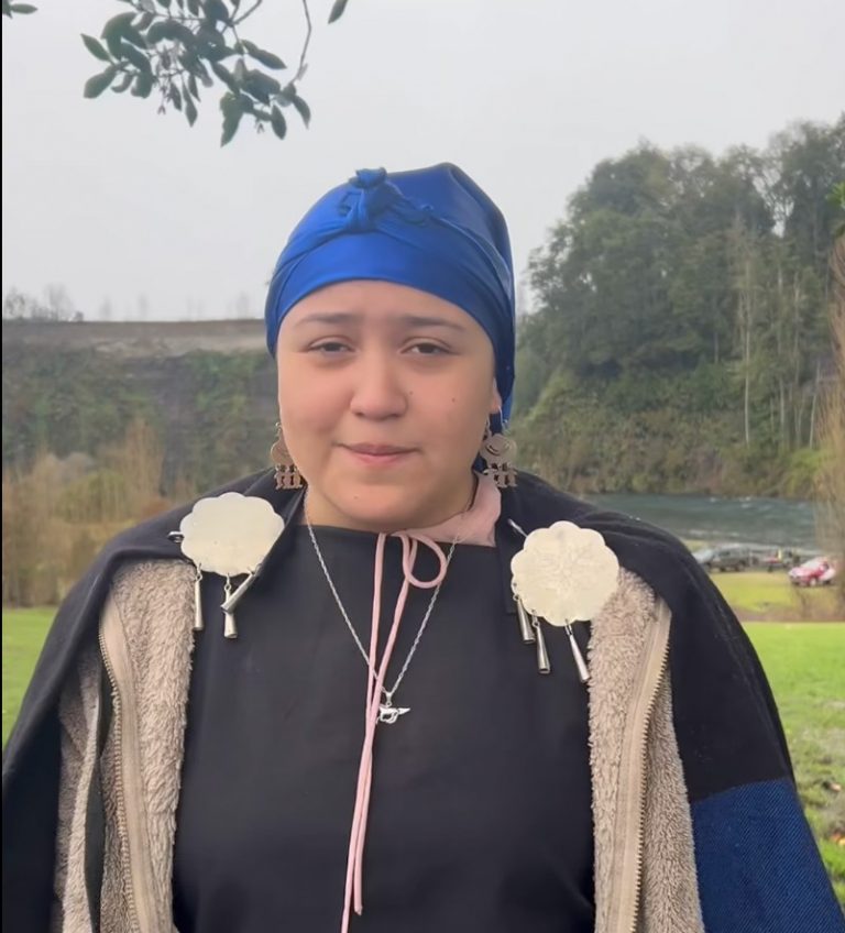 Hija de desaparecido tras ritual de sanación acusa que crecida del río fue provocada por hidroeléctrica