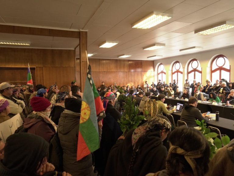 FEDARPEL respalda decisión de la CRUBC de Los Ríos de consultar a Contraloría Regional