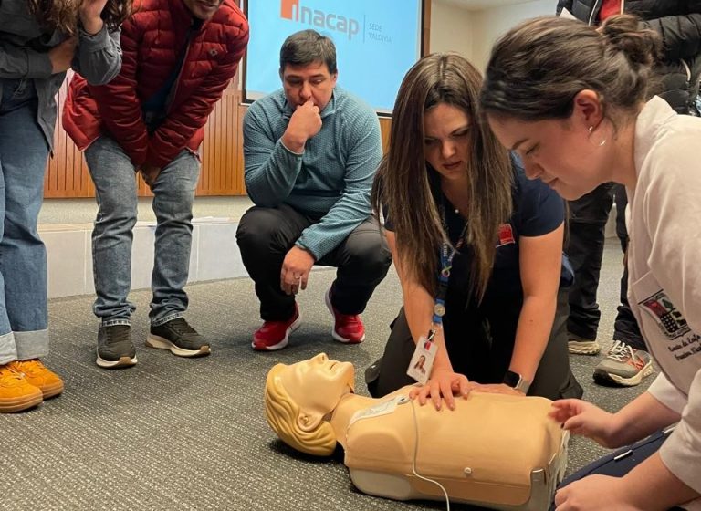 93 docentes se forman como promotores de salud cardiovascular en Los Ríos