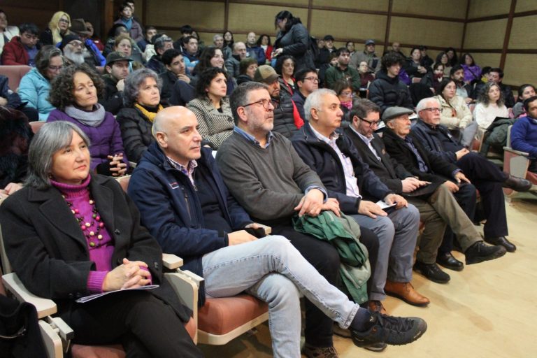 Agricultores de Los Ríos se capacitan en fertilidad de suelo