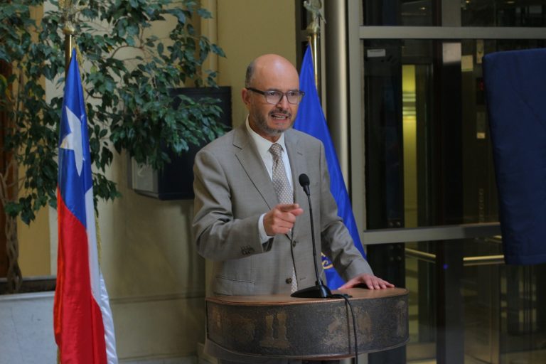 Avanza proyecto del diputado Marcos Ilabaca que busca otorgar mayor protección a gendarmes