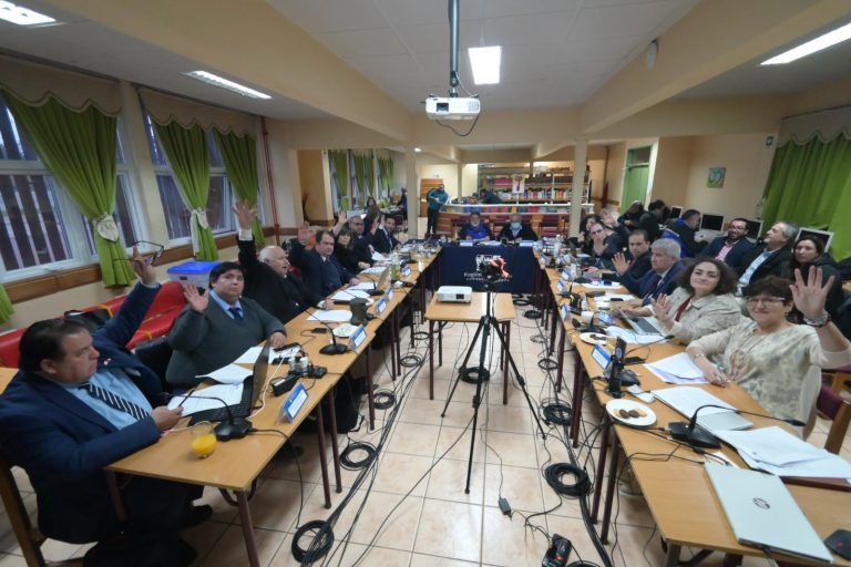 CORE aprueba más de $82 millones para renovar vehículos municipales en Máfil