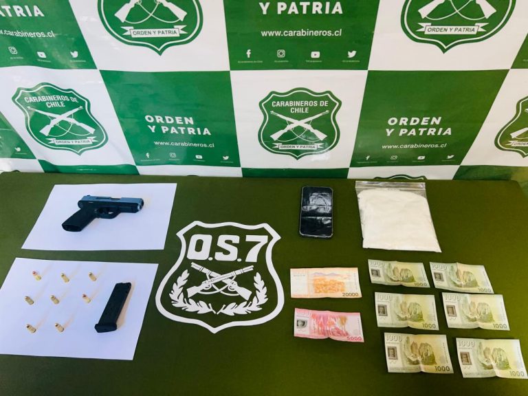Por portar armamento y droga, Carabineros del OS7 Valdivia detuvo a pasajero de bus interprovincial