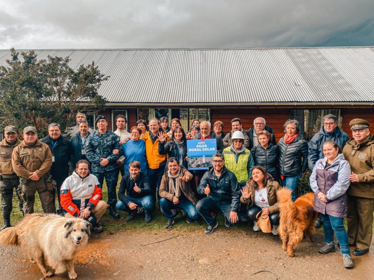 Ministerio de Energía lanza programa Siempre Listos con familias de Valdivia