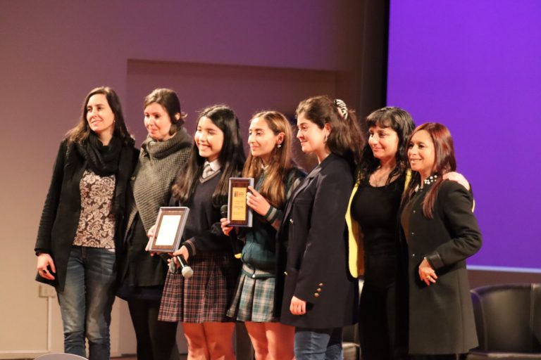 Comunidades educativas de Los Ríos participaron en seminario regional de innovación educativa