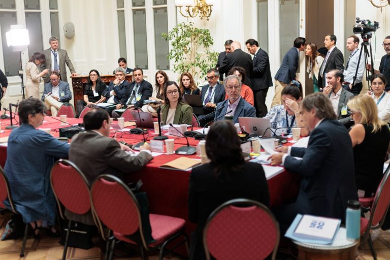 Ministerio de Economía presenta el presupuesto 2026 de la cartera ante el Congreso