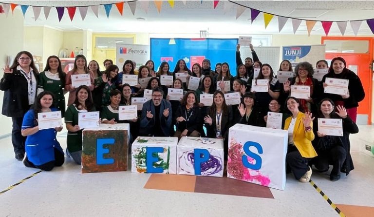 24 establecimientos educaciones de Los Ríos fueron reconocidos como Promotores de la Salud