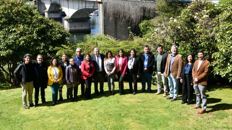 De Mariquina a Lago Ranco: una década de aportes geológicos al territorio