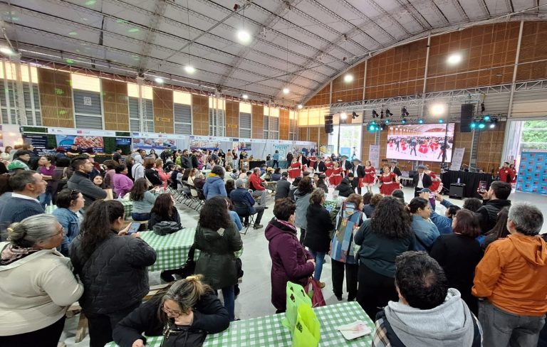 Más de 21 millones en ventas dejó la ExpoFOSIS 2025 en Valdivia