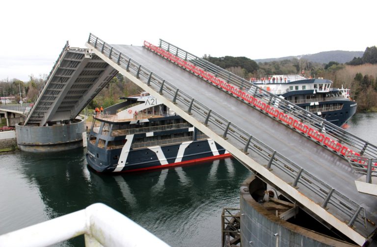 MOP iniciará en noviembre proyecto para aumentar capacidad de apertura de puente Cau Cau de 28 a 45 grados   