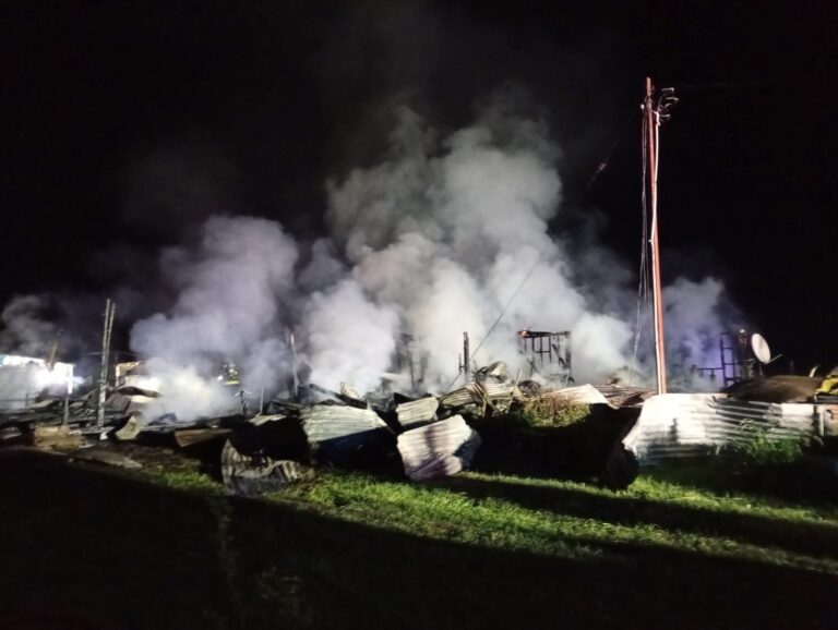 Fiscalía de Los Ríos investiga incendio con dos personas fallecidas en Río Bueno