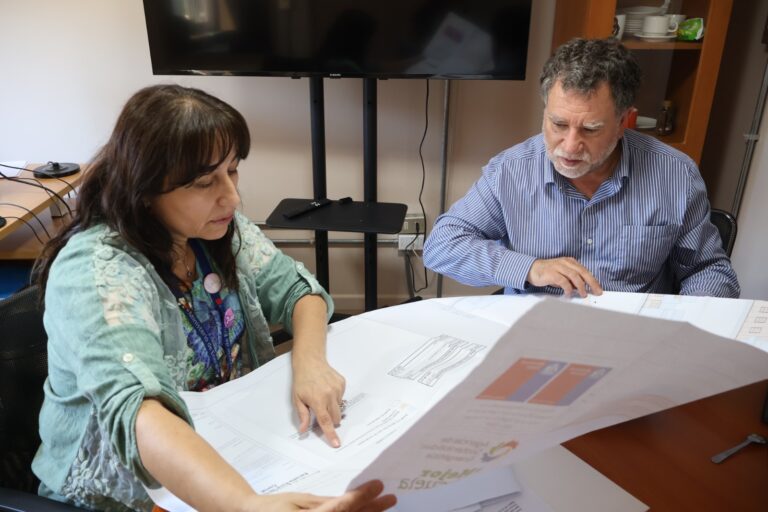 SLEP Valdivia y Seremi de Energía trabajan en mejoras de infraestructura escolar