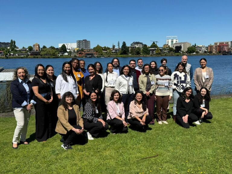 Expertos de 14 países se reúnen en Valdivia para fortalecer herramientas clave en la gestión del cambio climático