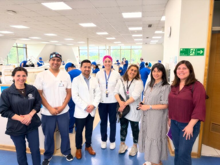 SernamEG Los Ríos reactiva convenio con Centro Médico Docente-Asistencial de la Universidad San Sebastián