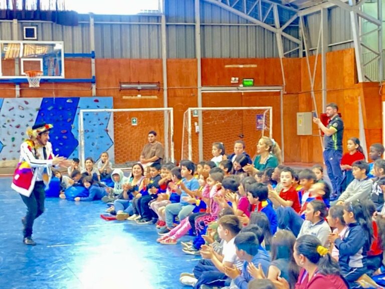 Seremi de las Culturas y Municipalidad de Valdivia impulsaron primera Escuela de Cultura y Arte Migrante