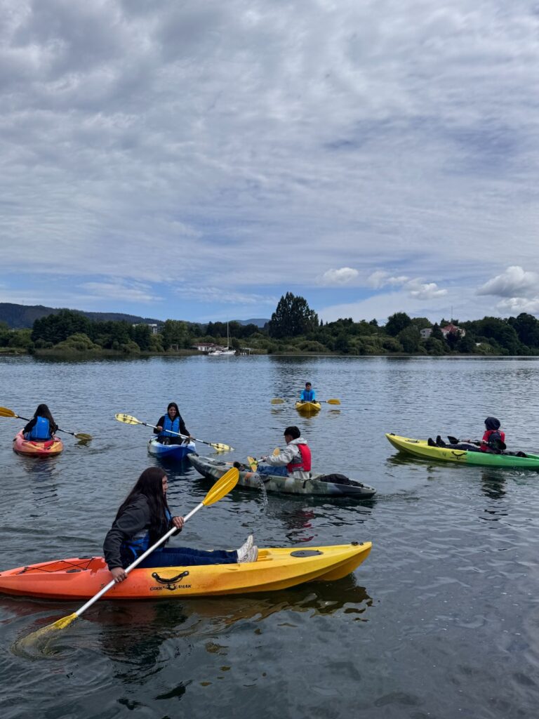 Exitosa convocatoria marcó la Primera Fiesta Fluvial de JUNAEB Los Ríos en Valdivia