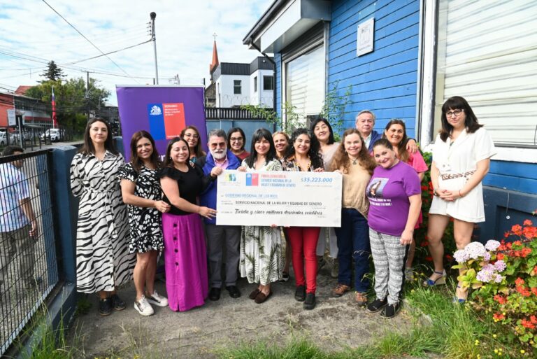 GORE traspasa más de $35 millones a SernamEG Los Ríos para fortalecer la atención a mujeres víctimas de violencia