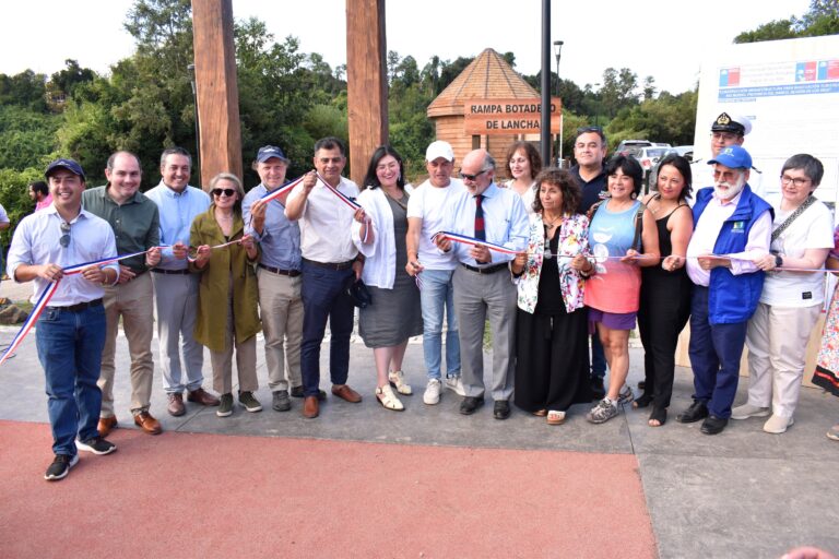 MOP inaugura 1 kilómetro de nuevo borde fluvial que potencia la costanera de Río Bueno
