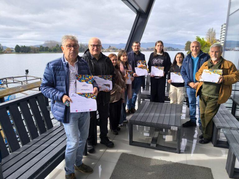 Los Ríos destaca con dos premios nacionales en concurso Historias de Nuestra Tierra