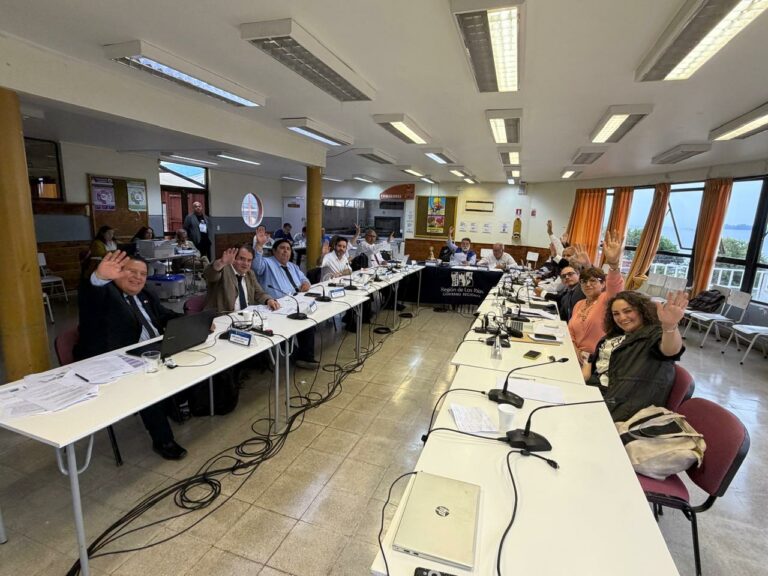 CORE aprobó propuesta de distribución de recursos para programa Emprende ejecutado por FOSIS Los Ríos