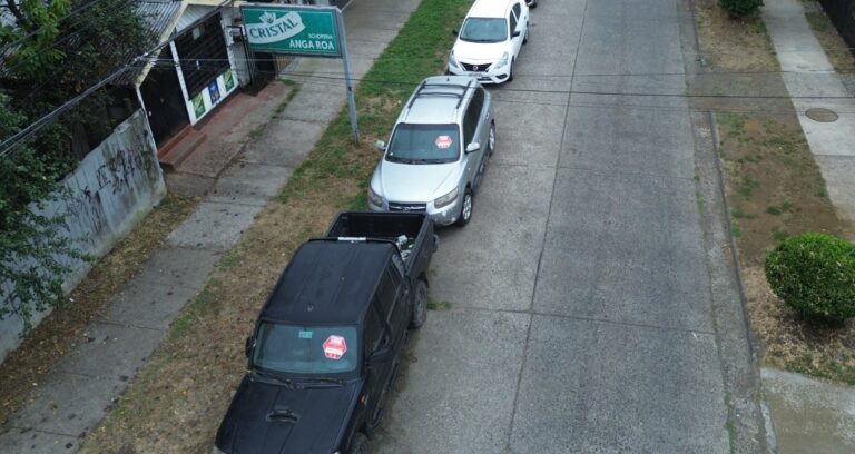 Municipalidad de Paillaco y Carabineros inician notificación de retiro de vehículos abandonados