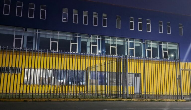 Gendarmería realiza intervención nocturna en la cárcel de Valdivia