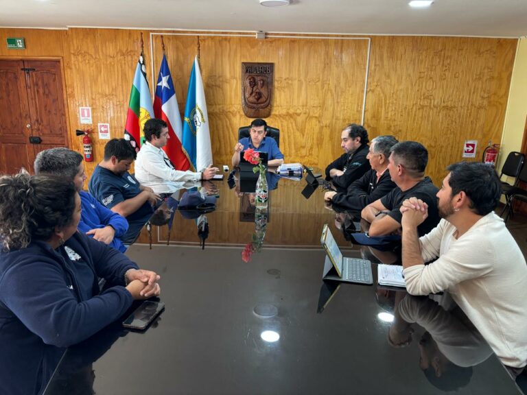 Municipalidad de Paillaco refuerza compromiso con Bomberos con la entrega de subvención y contratación de seguros de vida
