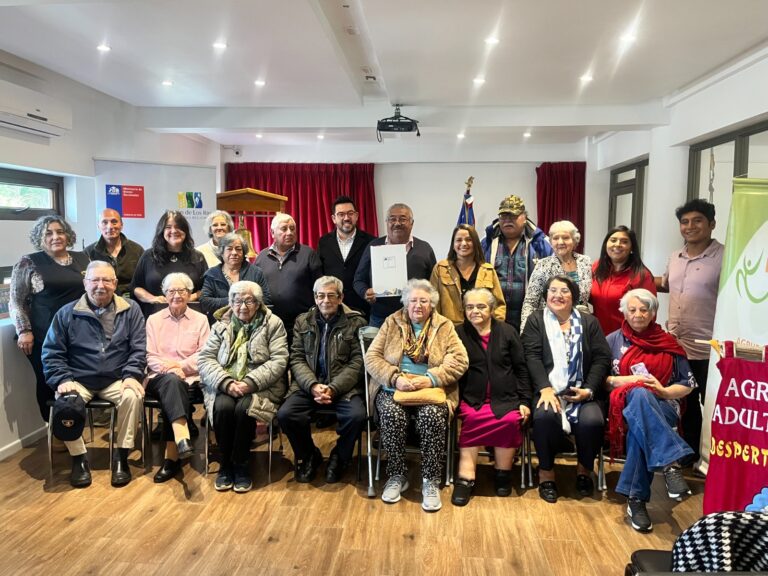 Bienes Nacionales entrega concesión gratuita de terreno fiscal a organizaciones sociales de Niebla