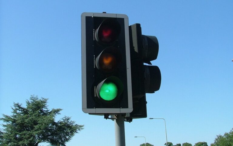 Core Los Ríos aprobó recursos para semaforización en peligrosa intersección de Valdivia