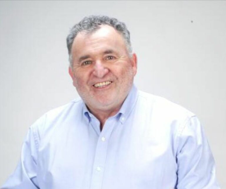 Alcalde de La Unión, Saturnino Quezada, evoluciona favorablemente tras operación ocular