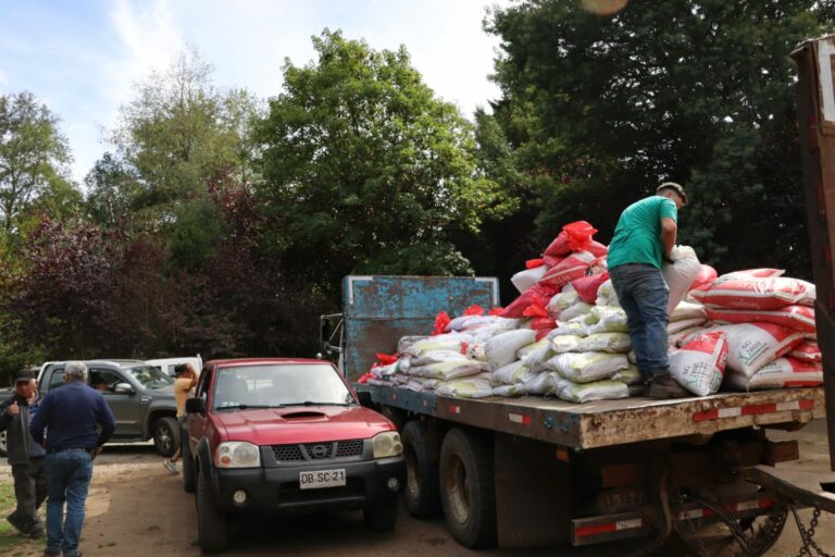 INDAP entrega praderas suplementarias para fortalecer apoyo a la Agricultura Familiar Campesina