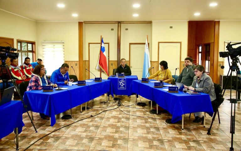 Concejo Municipal de Río Bueno rechaza por unanimidad proyecto de piscicultura en el río