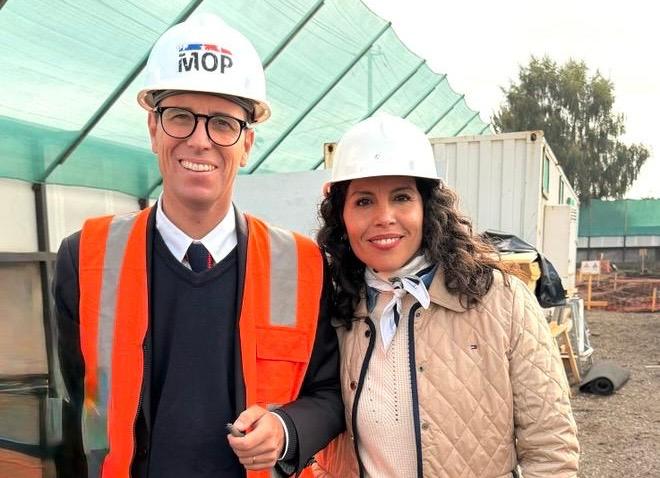 Senadora Gatica destaca visita del ministro de Obras Públicas y avances en el Hospital de La Unión