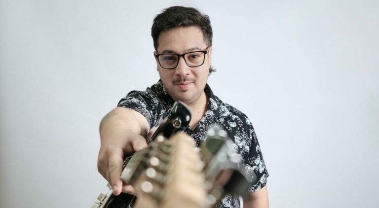 Feña Guerra lanza “Barrio de Noche”, primer adelanto de su álbum debut RENOVAL