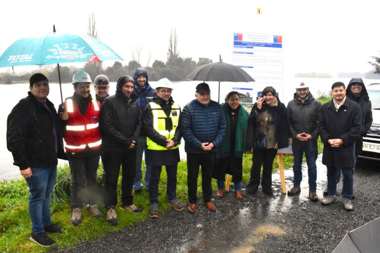 MOP pone en marcha construcción de nuevo borde fluvial y balneario de Cocule en La Unión