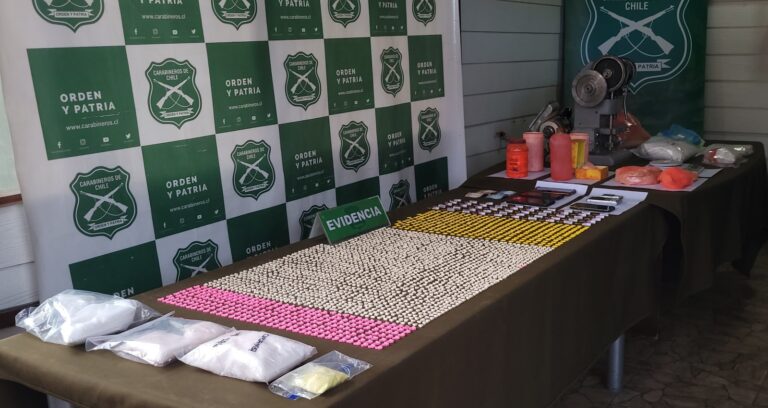 Éxtasis y precursores químicos incautados en laboratorio clandestino fueron avaluados en más de $300 millones