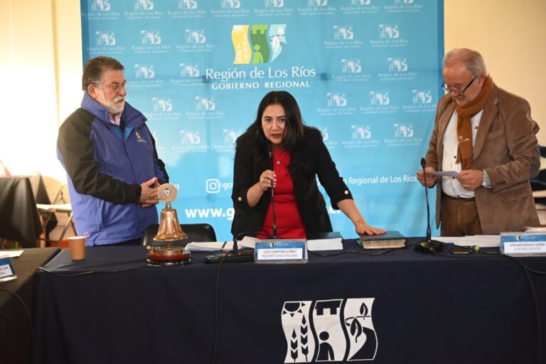Asume nueva Consejera Regional Carolina Fabres Ulloa tras tomar juramento para el cargo