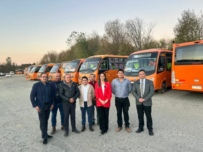 Gobierno adelanta pago de compensaciones al transporte público por más de $950 millones en Los Ríos