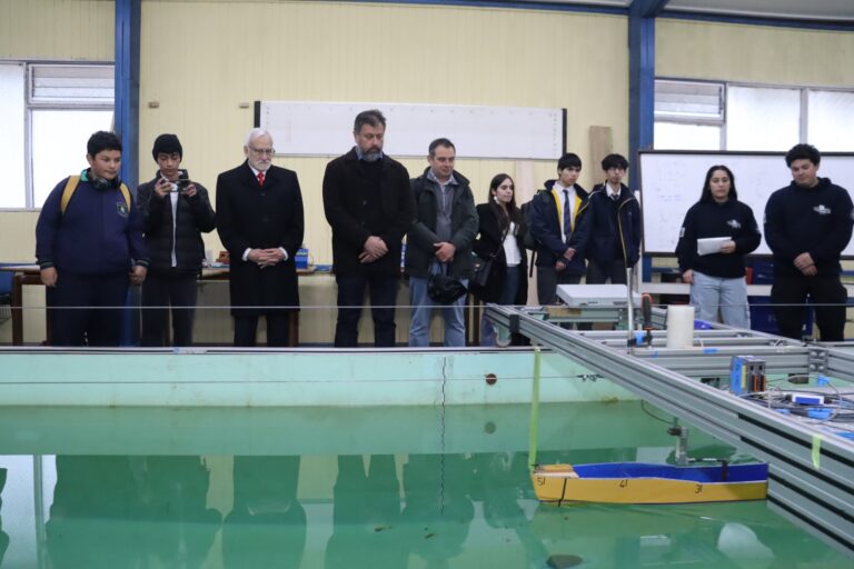 Estudiantes de la región participaron en taller de embarcaciones e impresión 3D