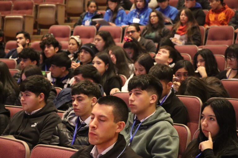 Turismo, formación y desarrollo regional se reunieron en el primer Congreso de Turismo y Hotelería de Los Ríos