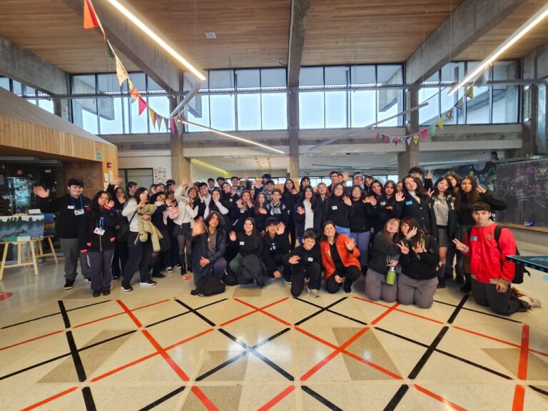 Los Ríos inicia proceso participativo con niños y adolescentes para construir Plan de Entornos Digitales Seguros