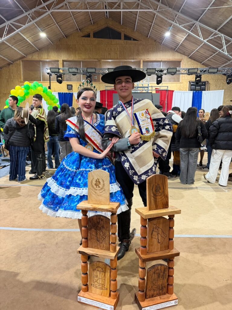 Pareja valdiviana obtiene vicecampeonato nacional en el Campeonato Nacional Juvenil de Cueca «Espigas de Arroz»