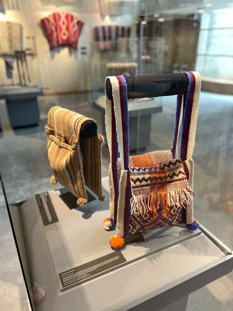INDAP y Fundación Artesanías de Chile presentan la muestra «Territorios Tejidos» en la décima versión de Expo Tejidos Los Ríos