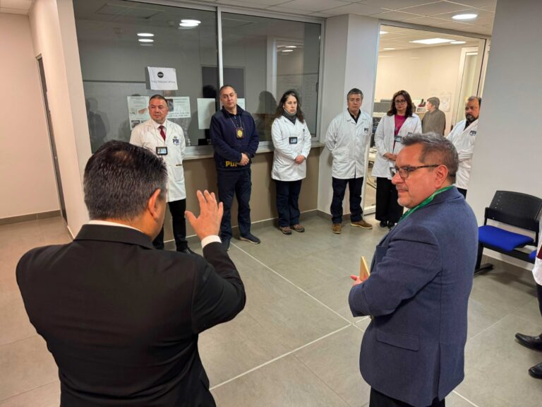 Seremi de Ciencia destaca el uso de tecnología e innovación forense tras visita al Laboratorio de Criminalística de la PDI 