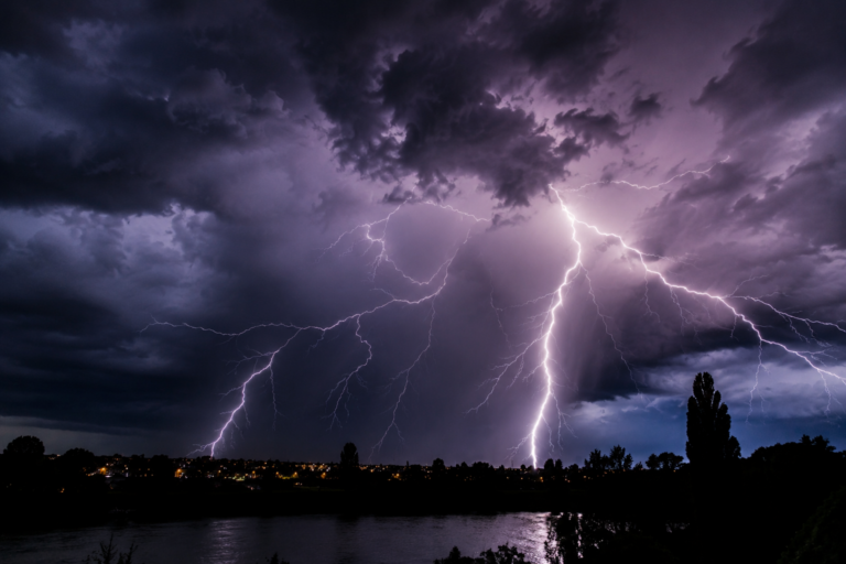 Alerta Temprana Preventiva para la Región de Los Ríos por tormentas eléctricas
