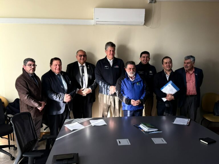 Alcalde Cristian Navarrete solicita al subsecretario de Obras Públicas Medidas urgentes de seguridad vial para ruta t-206