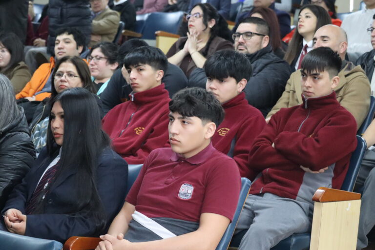 Educación Técnico Profesional conmemora 84 años con seminario